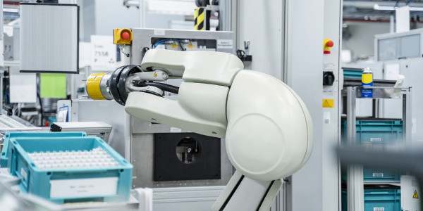 Robots Industriales / Robotización / Cobots Gurb · Robot para Corte por Ultrasonidos / Soldado por Ultrasonidos